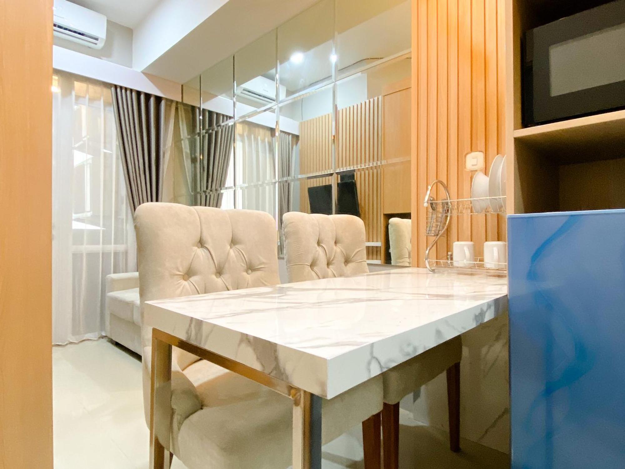 Homey And Minimalist 1Br Vasanta Innopark Apartment By Travelio ชีการัง ภายนอก รูปภาพ